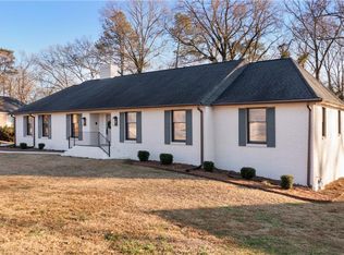 112 Maple Dr, Cartersville, GA 30120