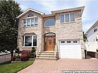78 Dexter Ave, Staten Island, NY 10309