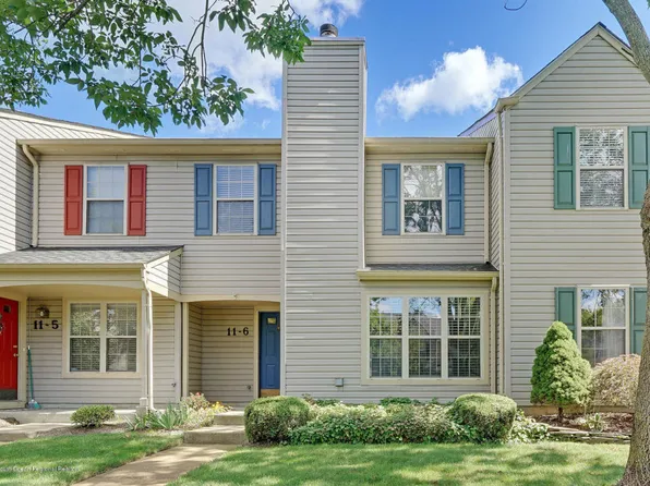 11-6 Stuart Dr, Freehold, NJ 07728