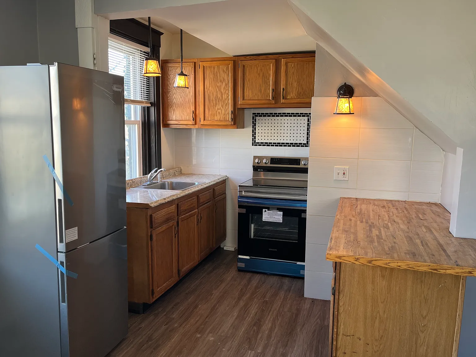 2 bed, 900 sqft, $1,150 — Photo 2