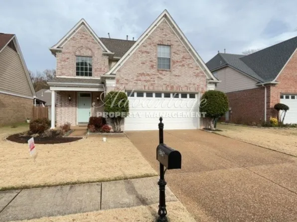 9326 S Fairmont Cir, Collierville, TN 38017