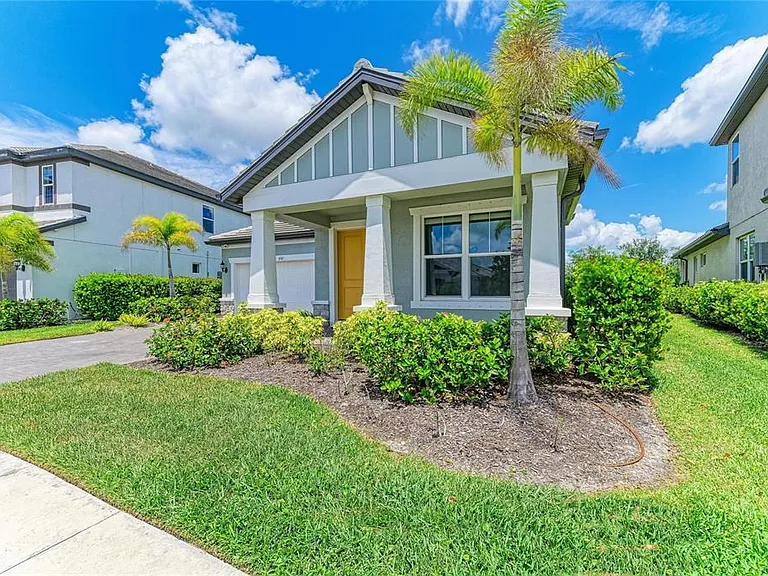 4745 Antrim Dr — Photo 14