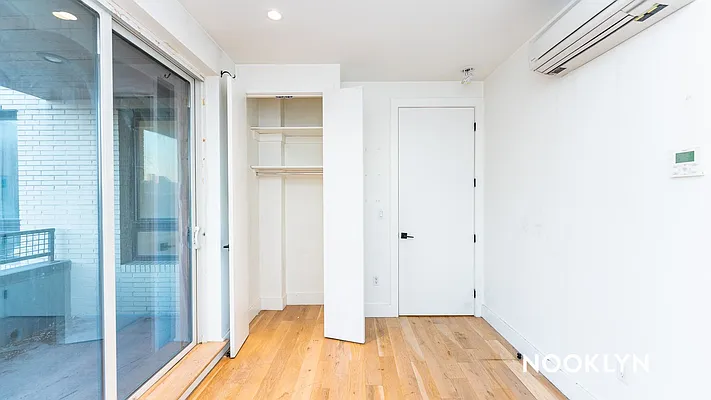 Rented by Nooklyn NYC LLC | media 13