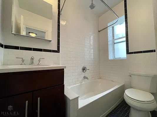 Rented by Hillel Realty Group | media 8