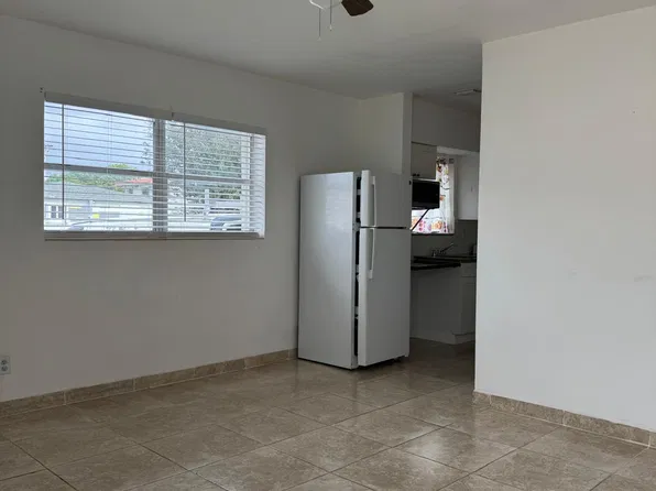 442 E 24th St APT 1, Hialeah, FL 33013