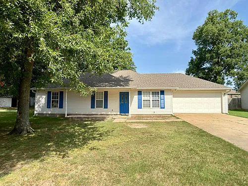 107 Logan St Photo 1