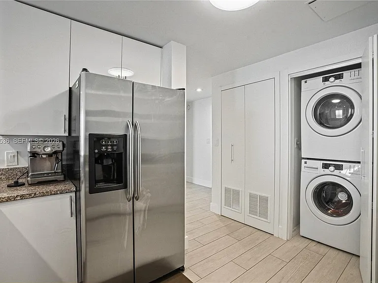 2101 Brickell Ave #3105 — Photo 11