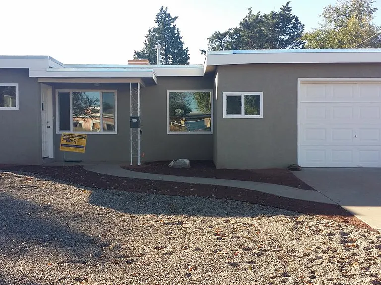 4102 Comanche Rd NE — Photo 42
