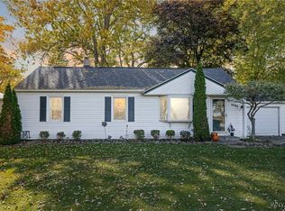 8284 Lewiston Rd, Batavia, NY 14020
