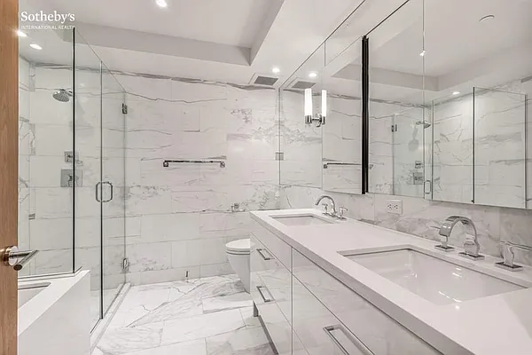 Sold by Sotheby's International Realty | media 6