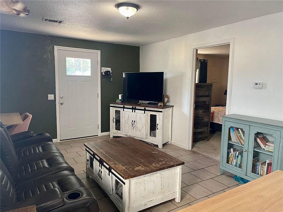 207 E Lucy St, Mc Louth, KS 66054 Zillow