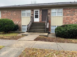 376 Redding Rd, Lexington, KY 40517