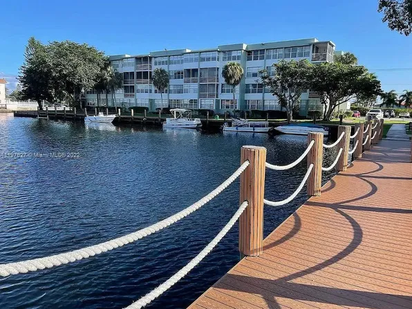 2741 Taft St, Hollywood, FL