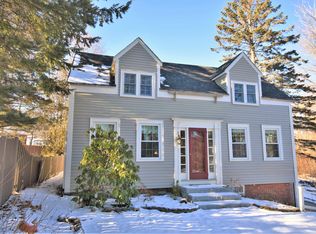 6 Danforth St, Wiscasset, ME 04578