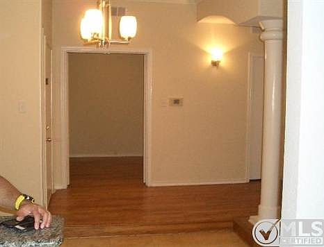 5th image of 4040 Avondale Ave APT 203