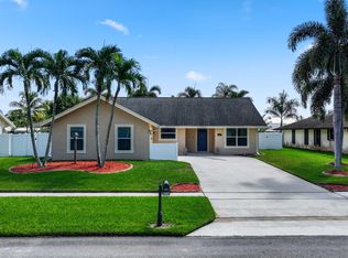 111 Toledo St, Royal Palm Beach, FL 33411