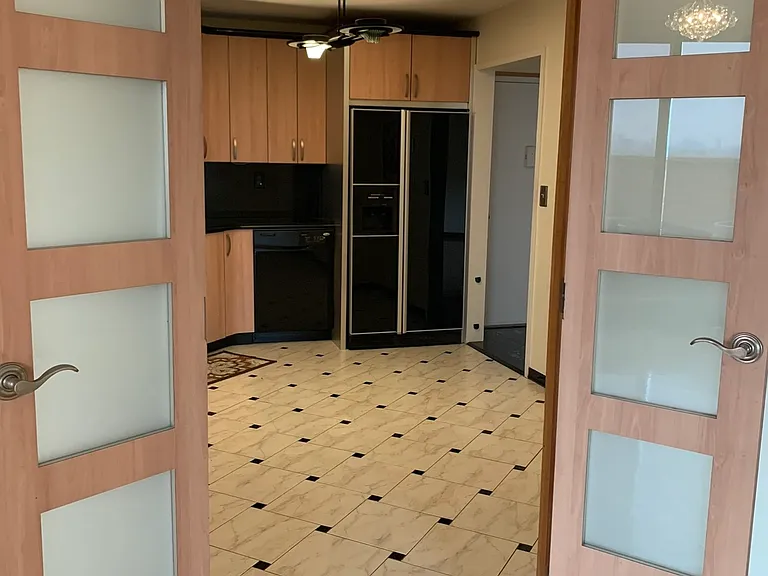 1629 Harmon Cove Tower #1629 — Photo 20