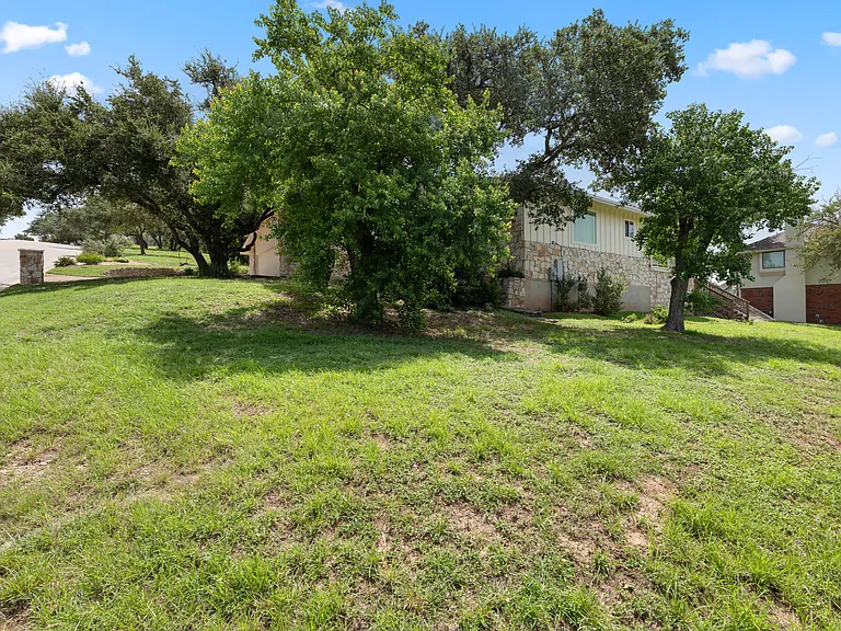 1505 Quaker Ridge Dr — Photo 7