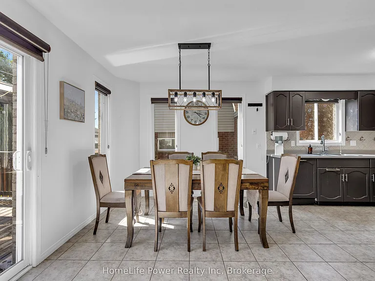 35 Borland Dr — Photo 12