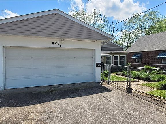 2nd image of 826 Reed Ave