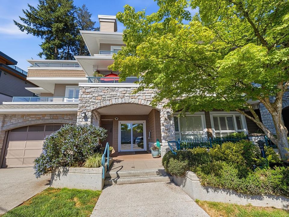 1st image of 3151 Connaught Cres #202