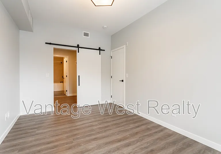1215 Saint Paul St #205 — Photo 12