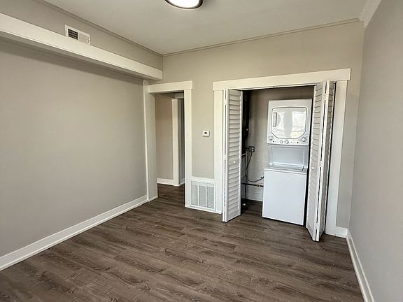 2nd image of 6517 N Newgard Ave #3C