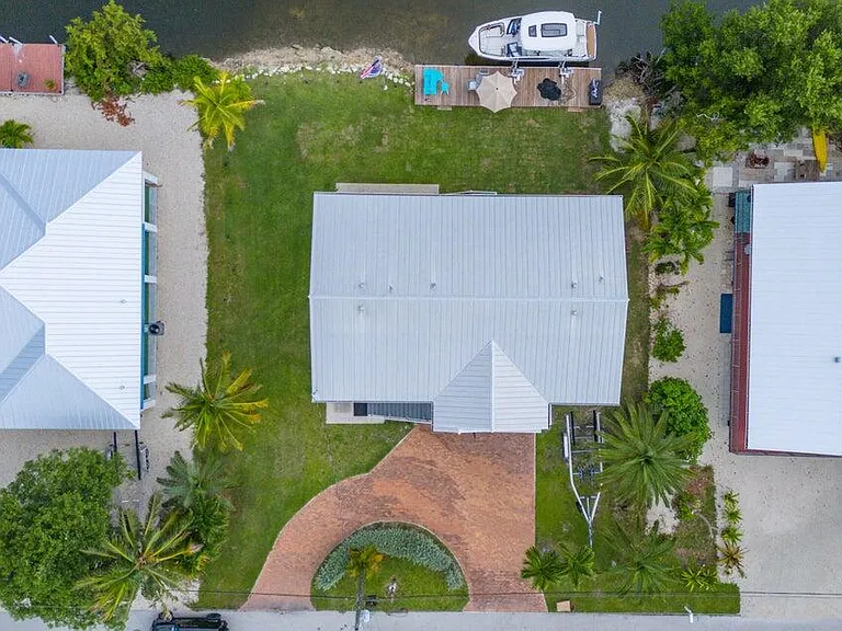 27376 Tobago Ln — Photo 28