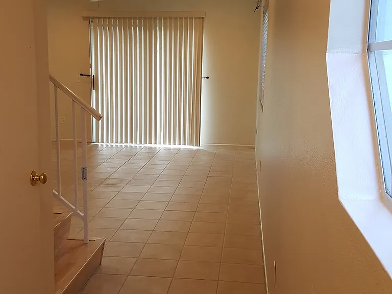 14452 Arbor Ln — Photo 5