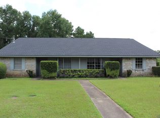 1 Stonewall Ct, Longview, TX 75604