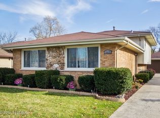 15625 Latrobe Ave, Oak Forest, IL