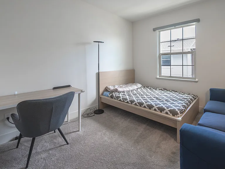 Third floor guest bedroom( with walk in closet)