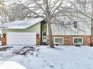 10564 Bluebird St NW, Coon Rapids, MN 55433