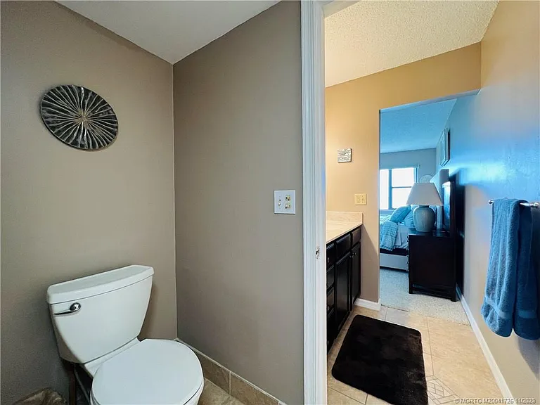 9400 S Ocean Dr #201B — Photo 40