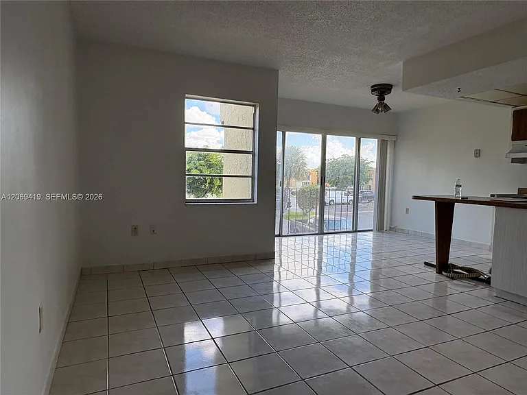 9331 SW 4th St #202B — Photo 4