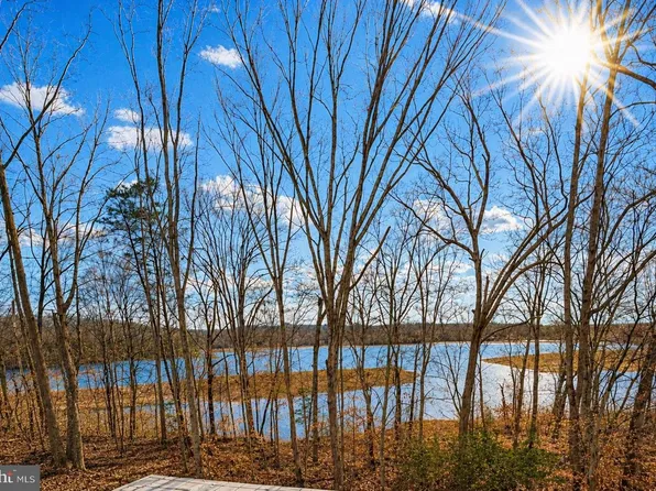 3413 Aquia Dr, Stafford, VA 22554