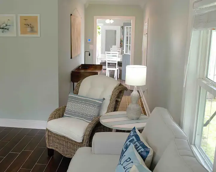 102 S Girard Ave — Photo 10