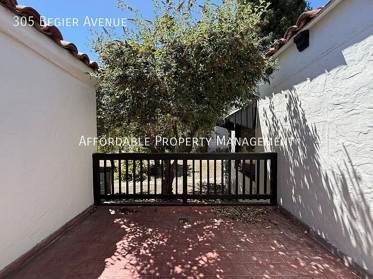 305 Begier Ave — Photo 23
