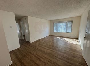 431 Ellwood Beach Dr APT 6, Goleta, CA 93117