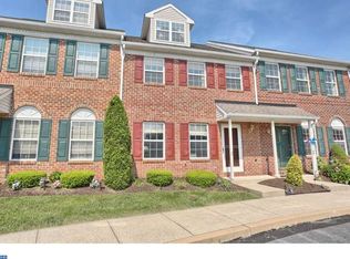2 Chesterwood Cir, Reading, PA 19607