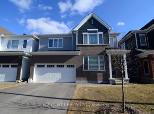 776 Eminence St, Ottawa, ON K2J 6S3