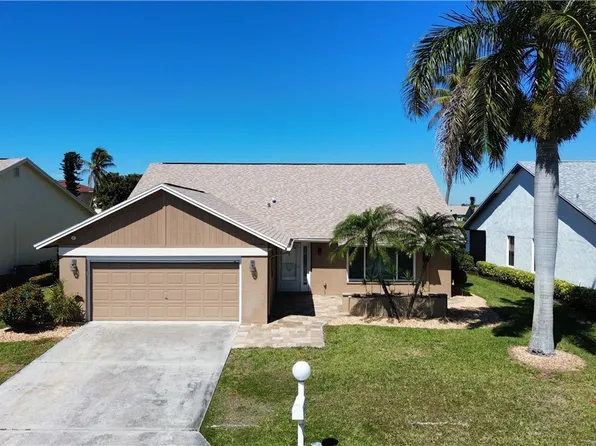 11660 Spinnaker Way, Fort Myers, FL 33908