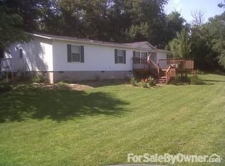 352 Reeves Cove Rd, Candler, NC 28715