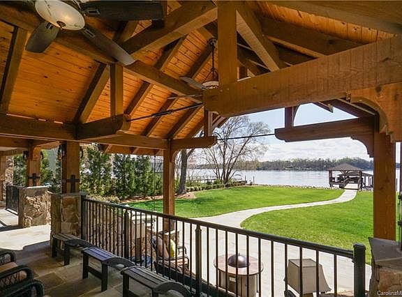 4th image of 8237 Peninsula Ln