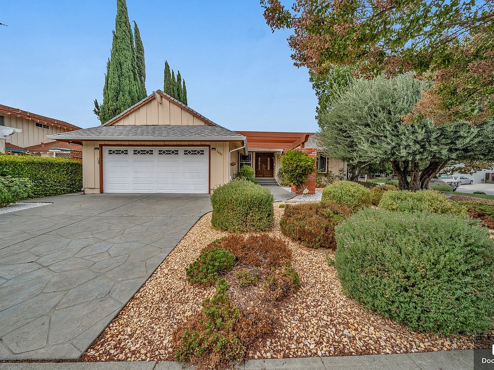 1st image of 5405 Entrada Cedros