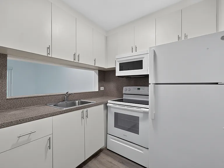 416 Santander Aveapt F — Photo 10