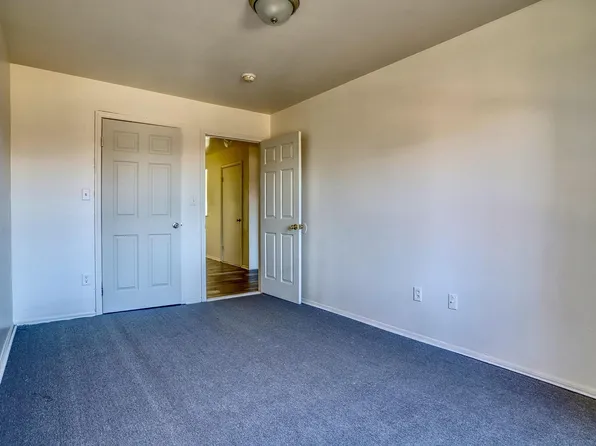 78 Orient Avenue image 6 of 25