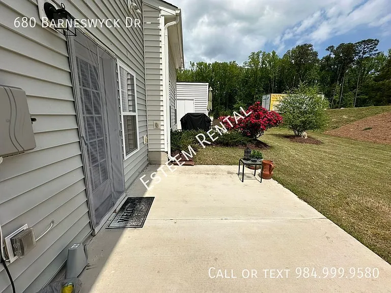 680 Barneswyck Dr #1 — Photo 34