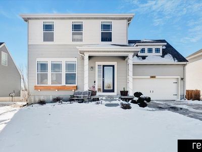 813 Stony Point Dr, Papillion, NE, 68046