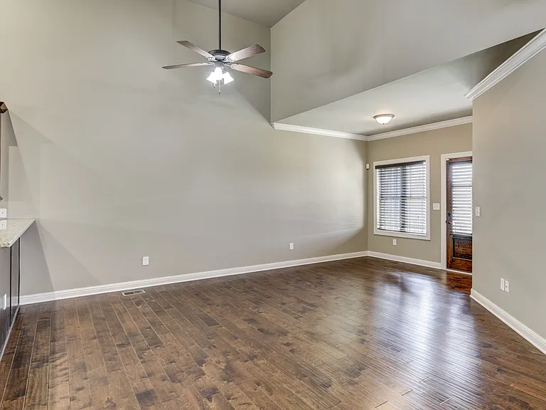342 Big Station Camp Blvd #B — Photo 3